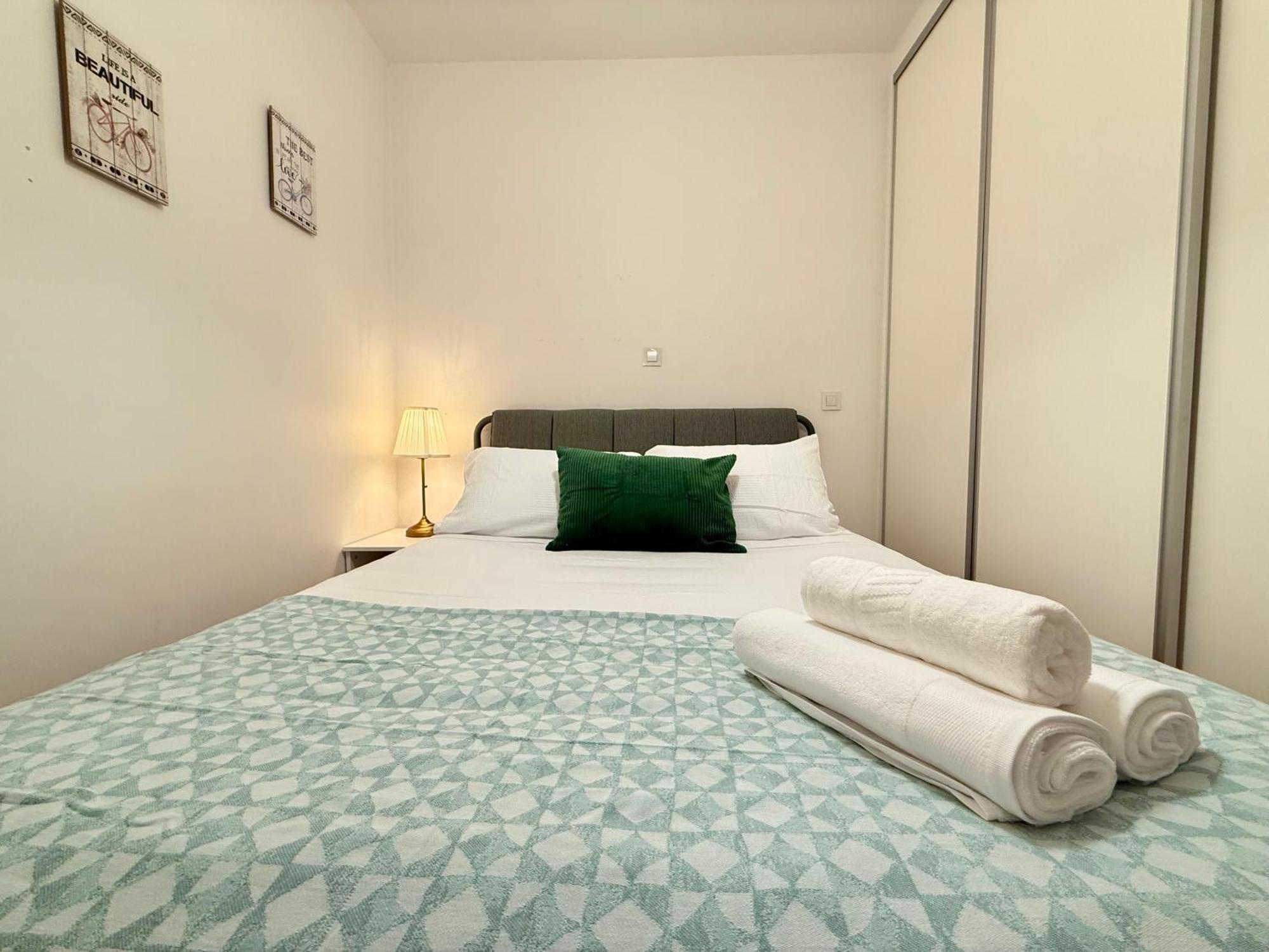 Apto Com 2 Quartos Central Apartment Lisbon Luaran gambar